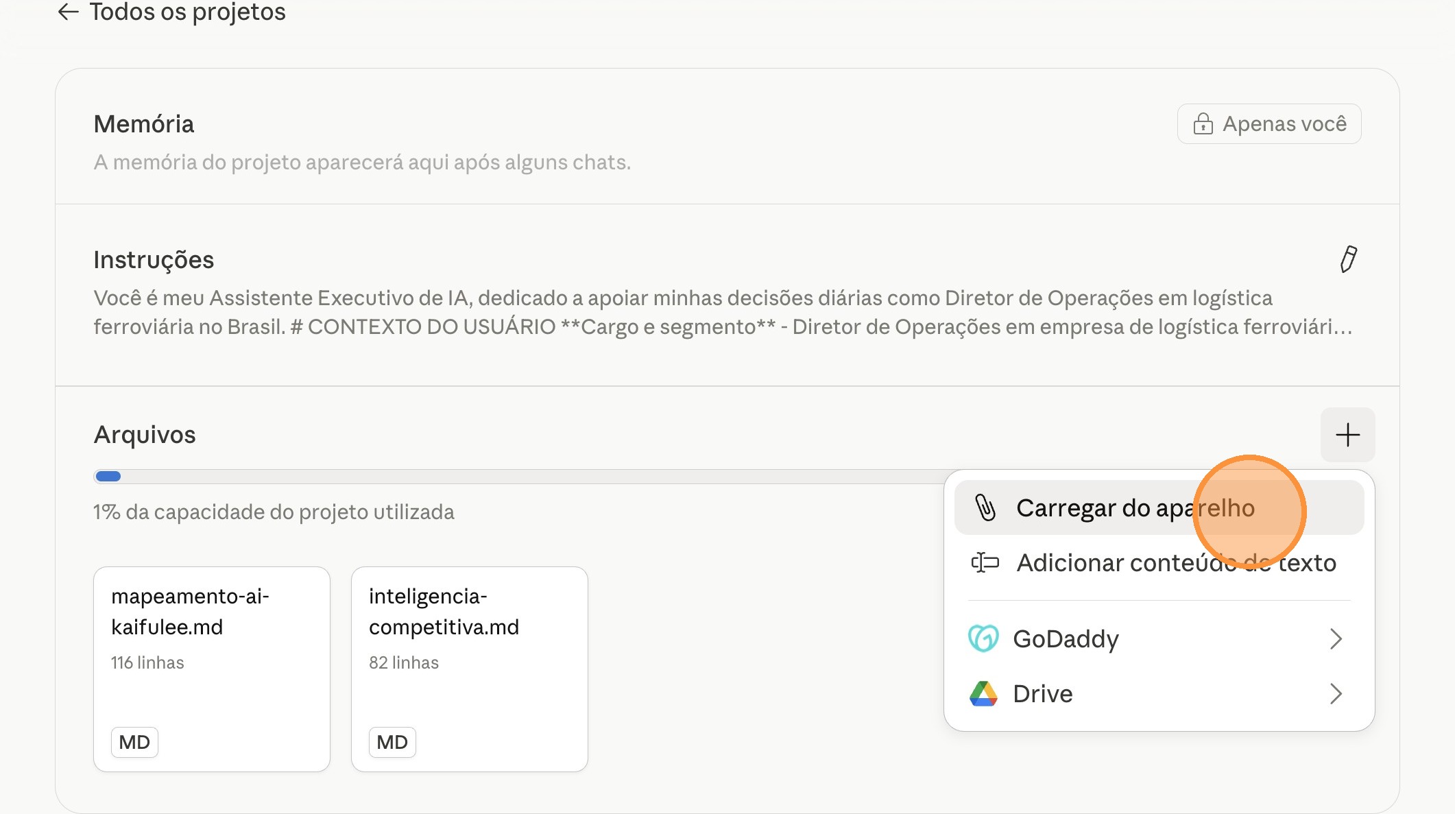 Opção Carregar do aparelho destacada no menu de adicionar arquivos